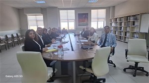 Sosyal, Sağlık ve Fen Bilimleri Enstitülerinde Mentörlük Değerlendirme Toplantısı Gerçekleştirildi
