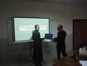 Tez Öneri ve Tez Yazım Kılavuzu Eğitimi Gerçekleştirildi